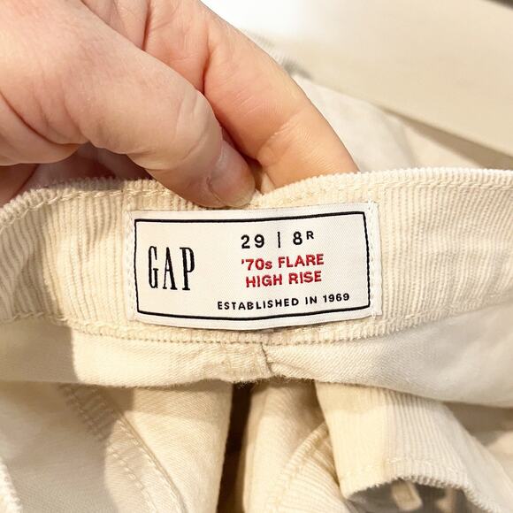 GAP High Rise '70s Flare Patch Pocket Corduroy Pants Birch Cream 8 - Picture 3 of 5